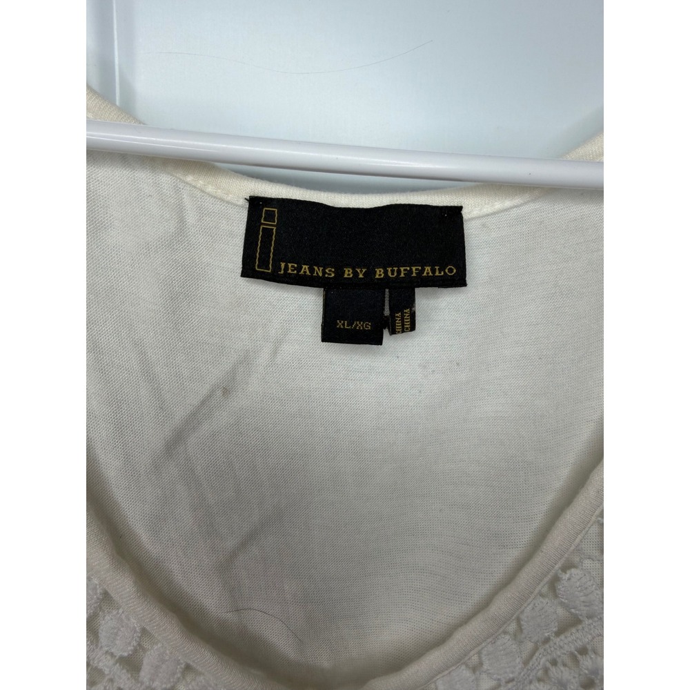 Jeans by Buffalo Women Ivory Sleeveless Crochet Lace Trim V-Neck Tank Top XL - Picture 6 of 8